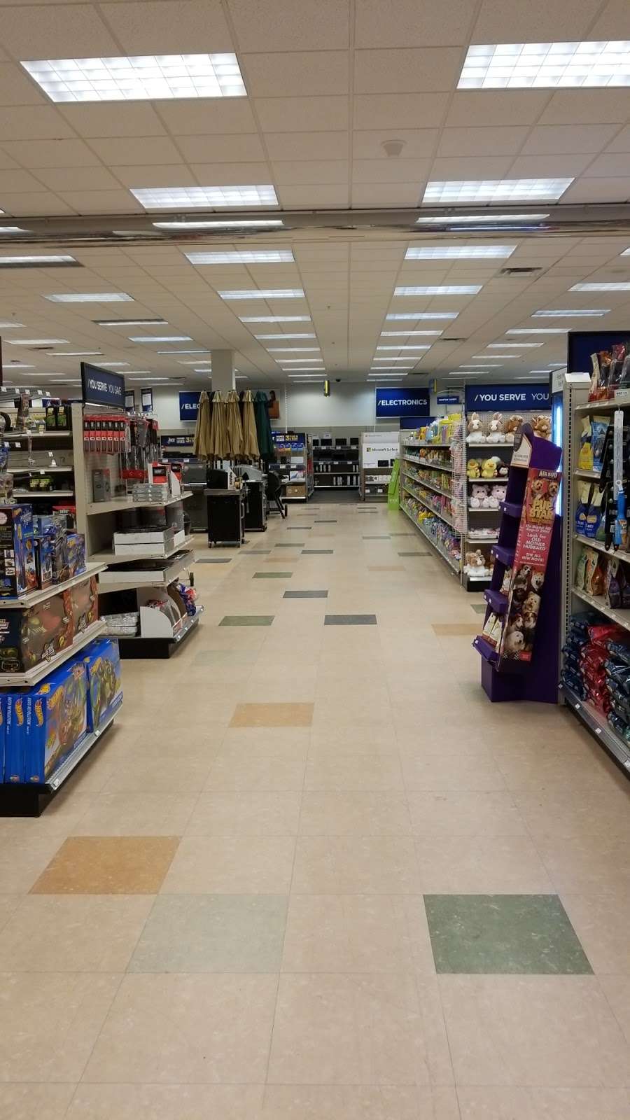 Port Hueneme Main Navy Exchange | 130 23rd Ave, Port Hueneme, CA 93043, USA | Phone: (805) 982-6801