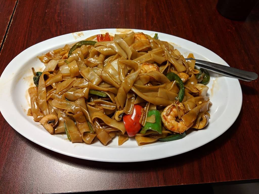 Eastside Thai Restaurant | 879 Payne Ave, St Paul, MN 55130, USA | Phone: (651) 776-6599