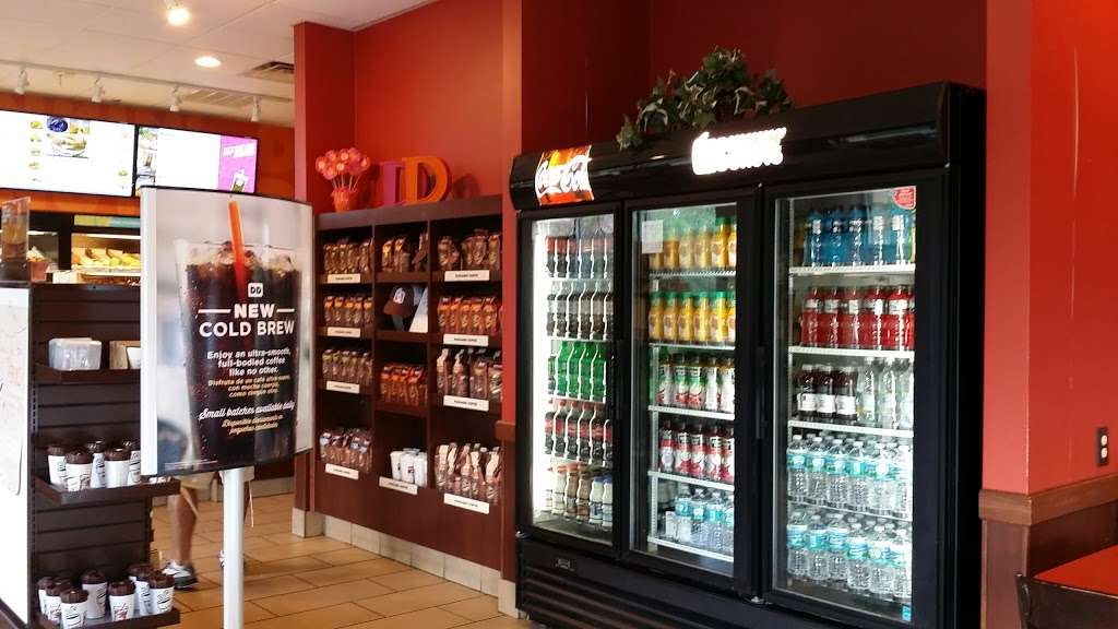 Dunkin Donuts | 10395 Narcoossee Rd, Orlando, FL 32832 | Phone: (407) 658-4655