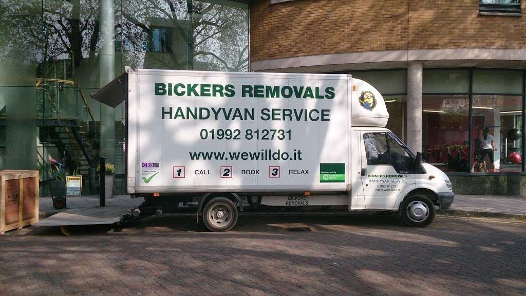 Bickers removals Man and a Van Hire | Ashdene/Theydon Pk Rd, Epping, Theydon Bois, Epping CM16 7LS, UK | Phone: 01992 812731