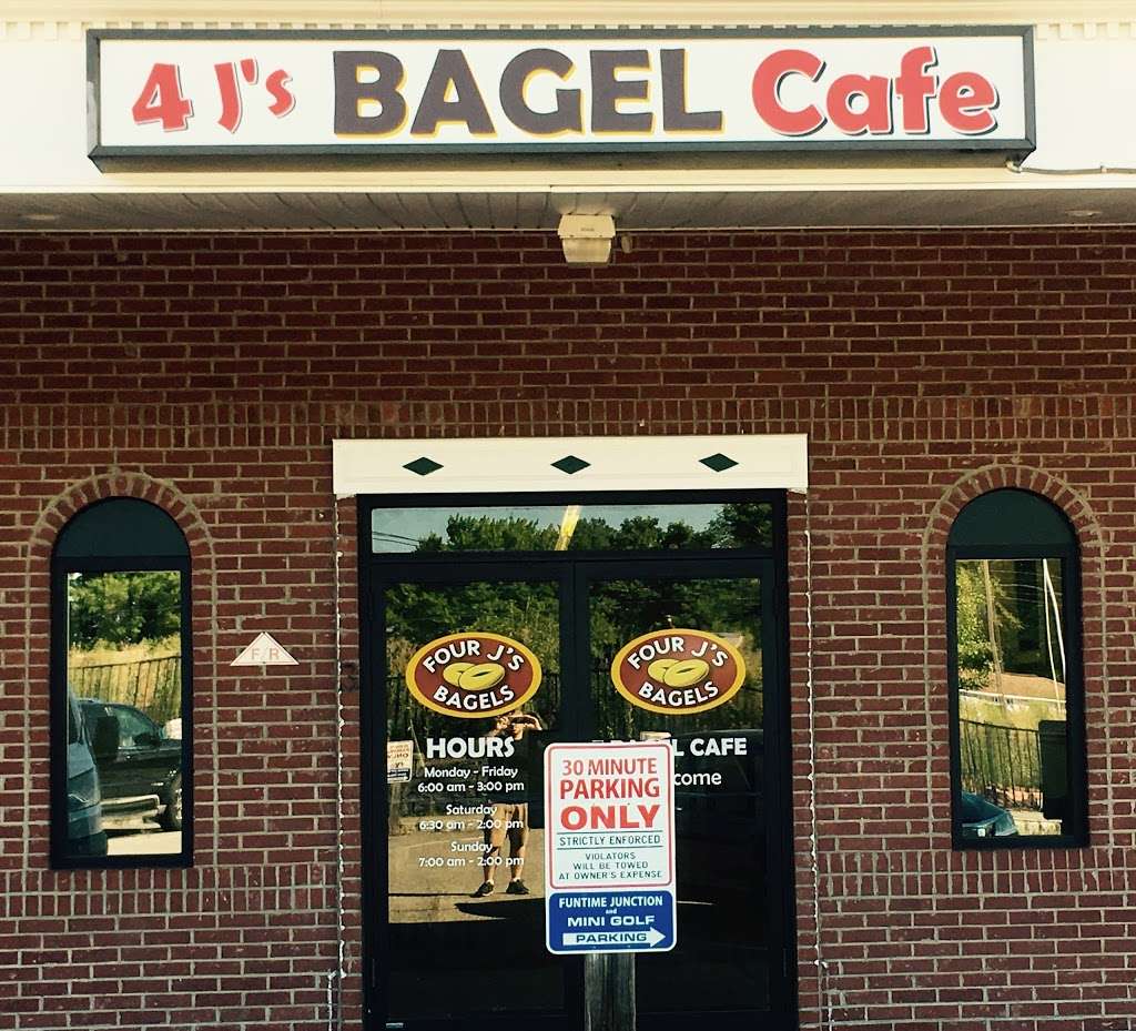 Four Js Bagels of Fairfield | 400 Fairfield Rd, Fairfield, NJ 07004, USA | Phone: (973) 276-1260