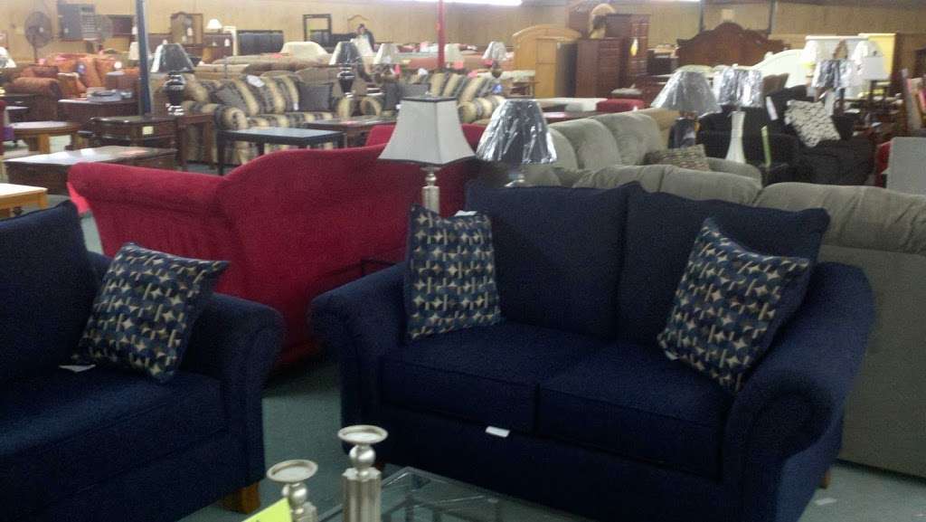 Furniture Factory Outlet World | 8315 Lancaster Hwy, Waxhaw, NC 28173, USA | Phone: (704) 843-2128