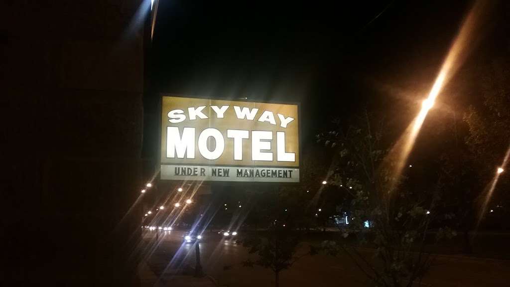 Skyway Motel | 9132 S Stony Island Ave, Chicago, IL 60617, USA | Phone: (773) 221-6600