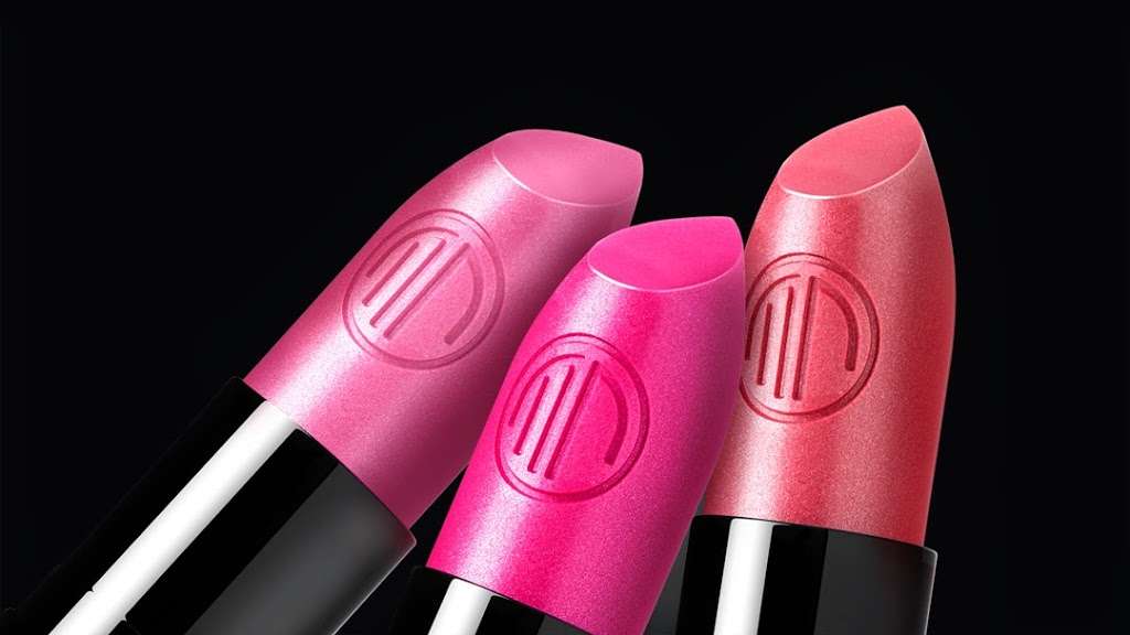 Merle Norman Cosmetic Studio | 153 W Main St, Bay Shore, NY 11706, USA | Phone: (631) 666-4488