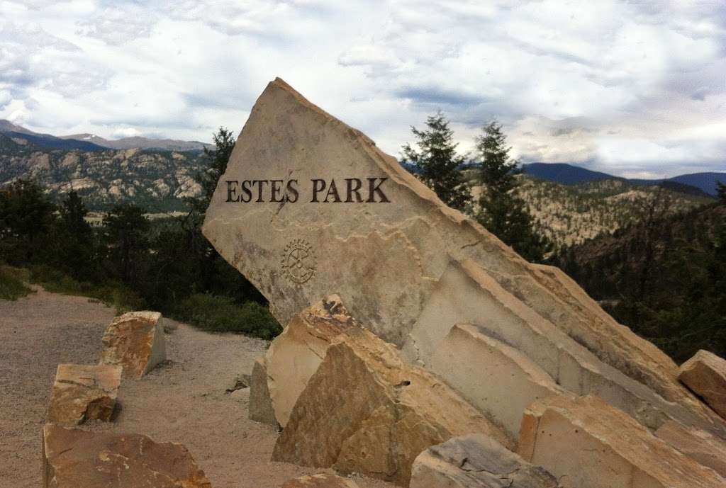 Natures Pointe of Estes Park - Estes Park CO Vacation Rentals | 1280 Fall River Rd #4, Estes Park, CO 80517, USA | Phone: (800) 456-3083