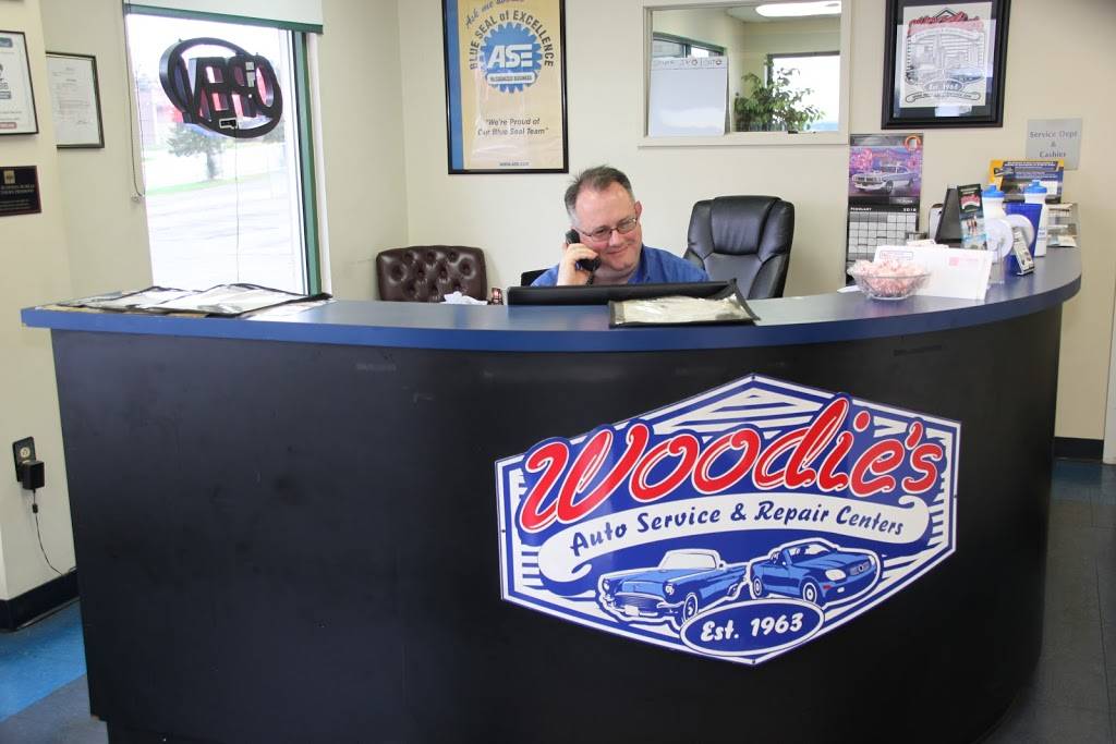 Woodies Auto Service® and Repair Centers | 6500 South Blvd, Charlotte, NC 28217, USA | Phone: (704) 624-7650