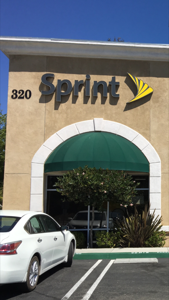 Sprint Store | 320 Sycamore Ave Ste 10, Vista, CA 92083 | Phone: (760) 479-6060