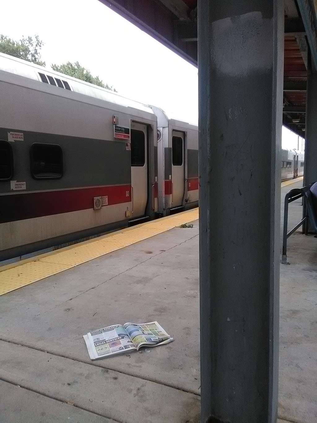 Fern Rock Transportation Center Station | Philadelphia, PA 19141, USA