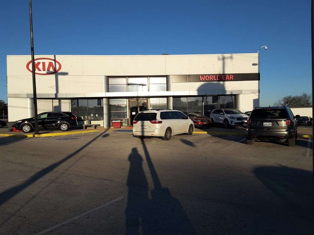 World Car Kia North | 12115 Interstate 35 North Bldg. 1, San Antonio, TX 78233, USA | Phone: (210) 585-3217