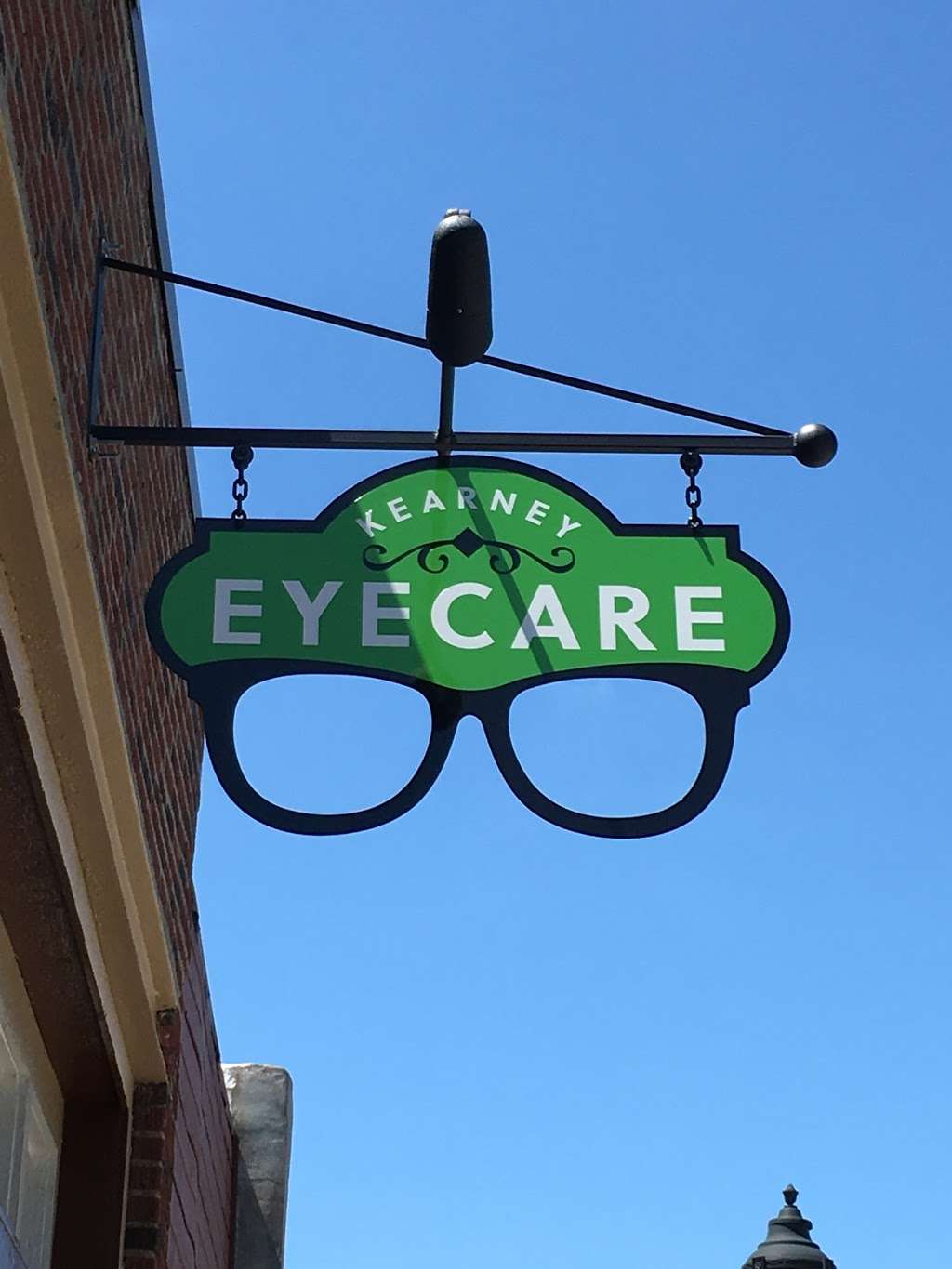 Kearney EyeCare | 119 E Washington St, Kearney, MO 64060, USA | Phone: (816) 635-2211