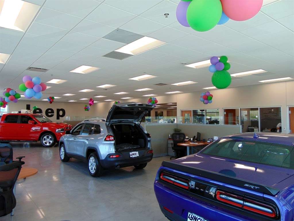 Lynch Chrysler Dodge Jeep Ram | 282 East Wolf Run, Mukwonago, WI 53149, USA | Phone: (262) 642-4700