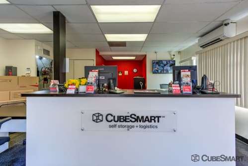 CubeSmart Self Storage | 198 W Artesia Blvd, Long Beach, CA 90805, USA | Phone: (562) 423-0973