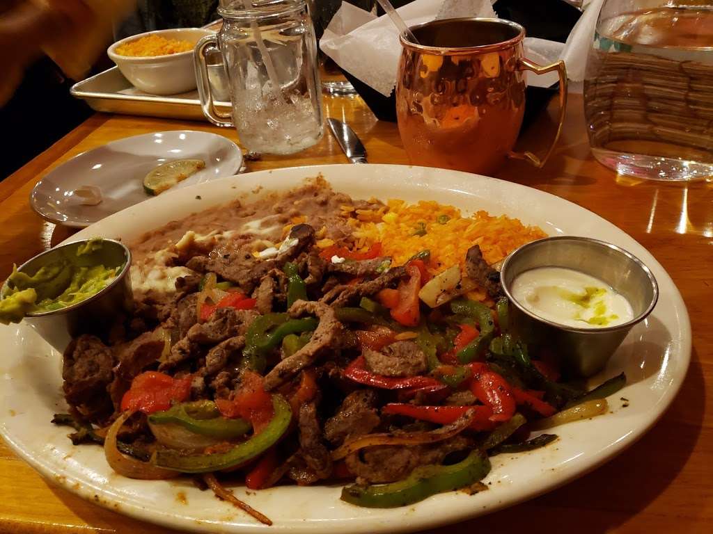 Mexican Republic Kitchen & Cantina | 7404 Madison St, Forest Park, IL 60130, USA | Phone: (708) 689-0850