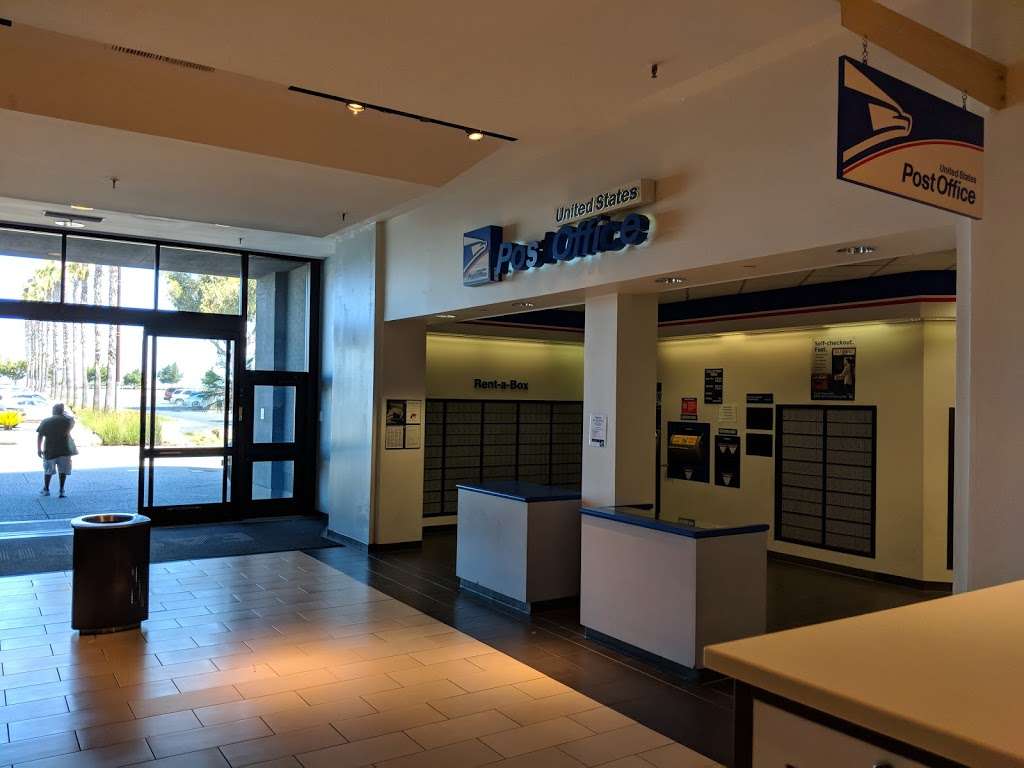 United States Postal Service | 2200 Eastridge Loop #1062, San Jose, CA 95122 | Phone: (800) 275-8777