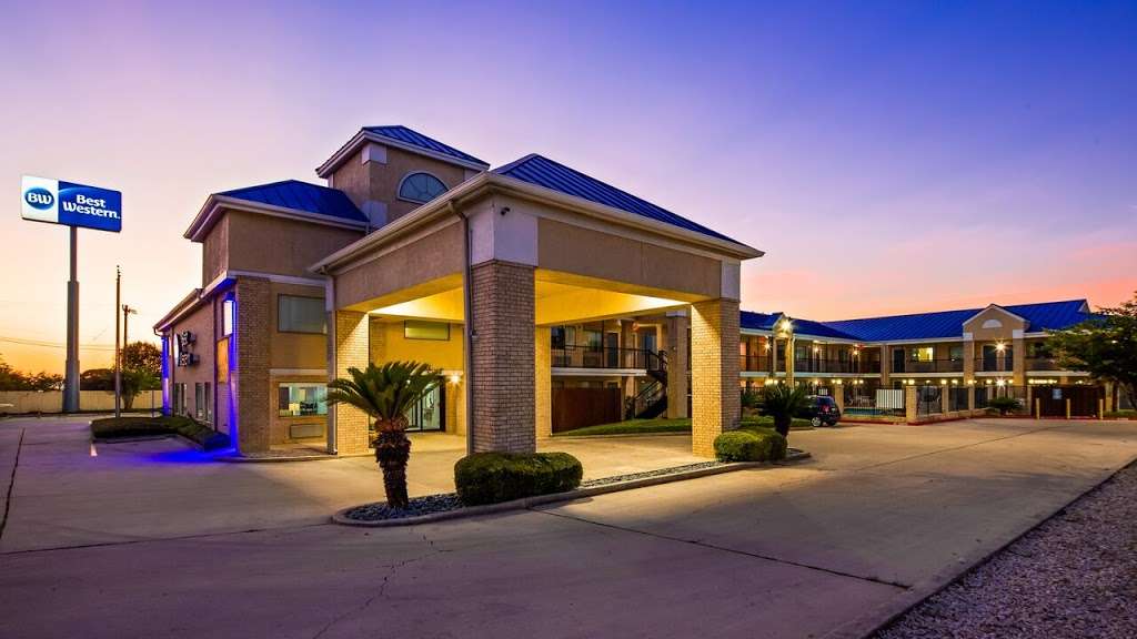 Best Western Garden Inn | 11939 I-35, San Antonio, TX 78233, USA | Phone: (210) 599-0999