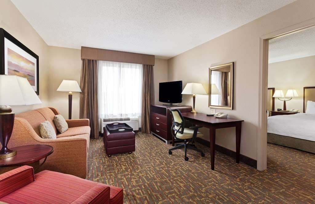 Homewood Suites by Hilton Somerset | 101 Pierce St, Somerset, NJ 08873, USA | Phone: (732) 868-9155