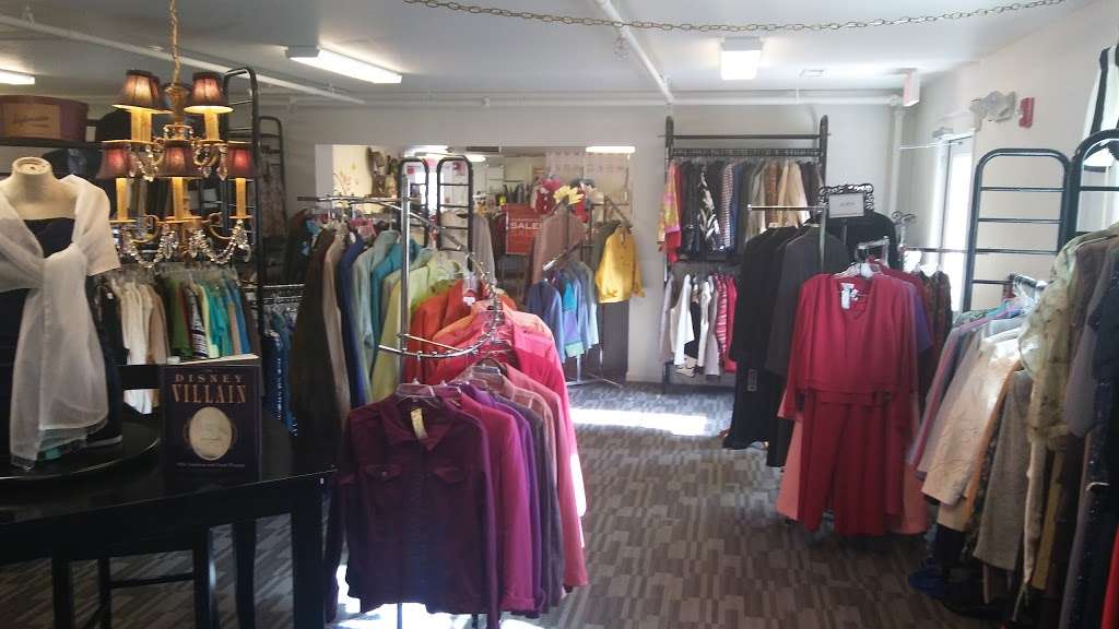 Brandywine Consignment Shop | 368 W Uwchlan Ave, Downingtown, PA 19335 | Phone: (610) 269-8622