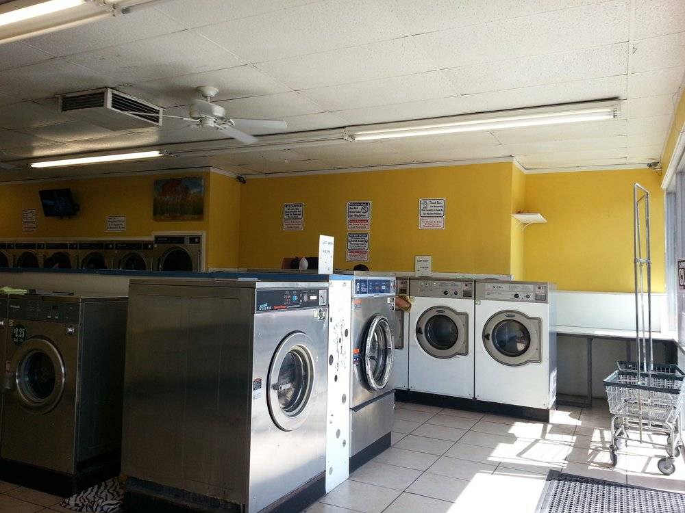 Laundry Laundromat | 2741 N Grand Ave, Santa Ana, CA 92705, USA | Phone: (714) 457-0691