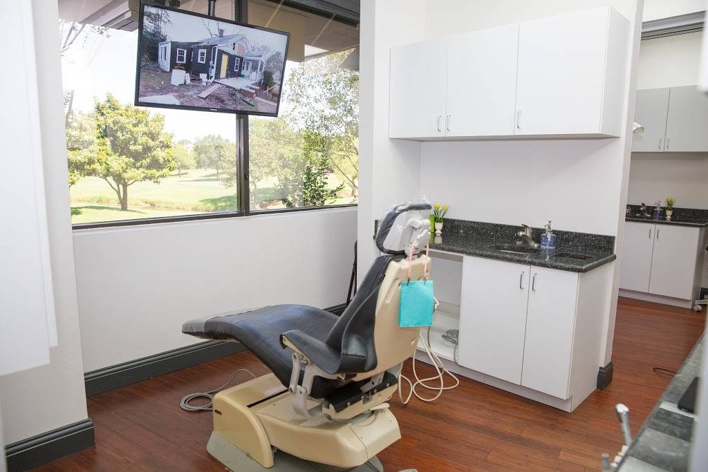 Cottonwood Dental | 2230 W Walnut Hill Ln, Irving, TX 75038, USA | Phone: (972) 261-1166