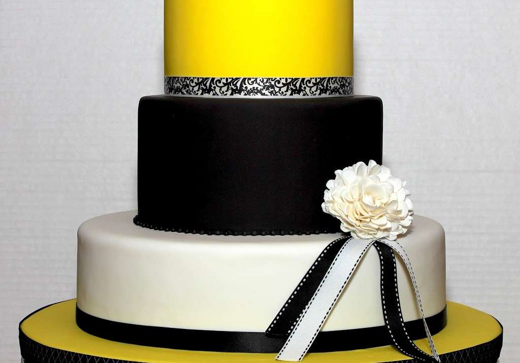 Mayus Cakes | 930 Amherst Ave, Davie, FL 33325, USA | Phone: (786) 357-5406