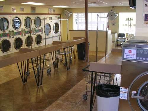 Laundromat Here | 1878 Providence Blvd, Deltona, FL 32725, USA | Phone: (386) 626-4214