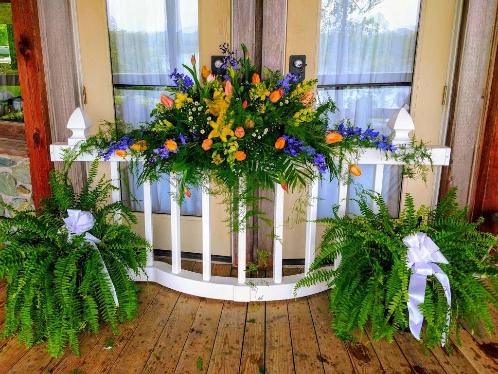 Vintage Garden Florist | 7093 York Rd, Abbottstown, PA 17301, USA | Phone: (717) 624-4518