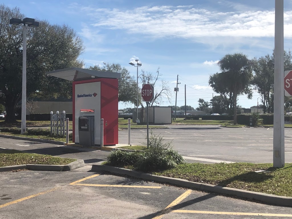 Millers Shopping Center | 911 N Central Ave, Umatilla, FL 32784