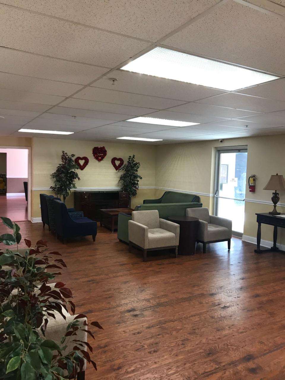 Haines Manor Assisted Living | 301 S 10th St, Haines City, FL 33844, USA | Phone: (863) 547-4440