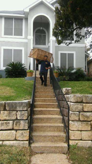 Swift Movers LLC | 1316 Austin St Building A, San Antonio, TX 78208, USA | Phone: (210) 371-5766