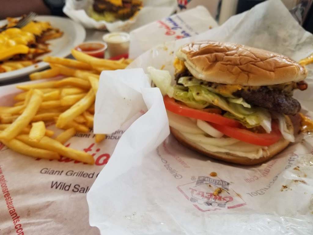 Nations Giant Hamburgers | 16396 San Pablo Ave, San Pablo, CA 94806, USA | Phone: (510) 724-5530