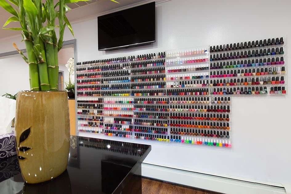 Iris Nail & Spa | 66 Littleton Rd, Westford, MA 01886, USA | Phone: (978) 692-0740