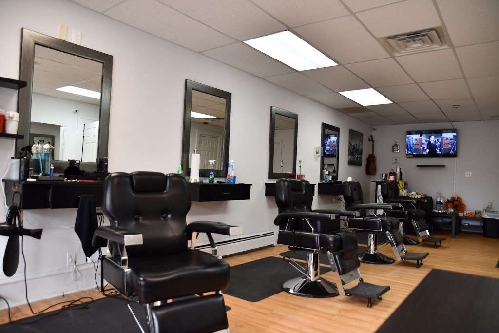 H barbershop&hairsalon | 147 N Broadway St, South Amboy, NJ 08879, USA | Phone: (732) 654-5133