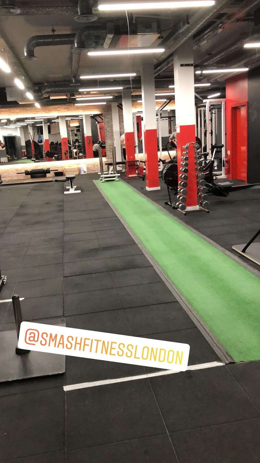 Smash Fitness | 2-12 Cambridge Heath Rd, Whitechapel, London E1 5QH, UK | Phone: 020 3877 0540