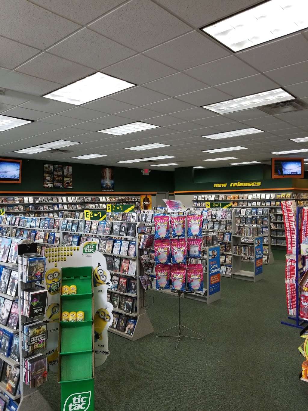 Family Video | 613 S Main St, Mt Holly, NC 28120, USA | Phone: (704) 827-7338