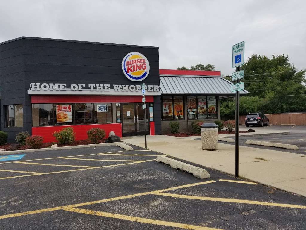 Burger King | 440 W Lake St, Addison, IL 60101 | Phone: (630) 543-5005