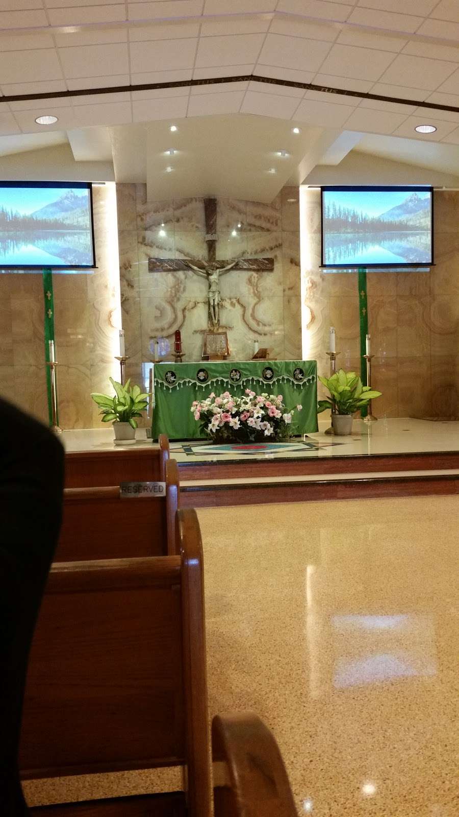 Visitation Catholic Church | 100 NE 191st St, Miami, FL 33179, USA | Phone: (305) 652-3624