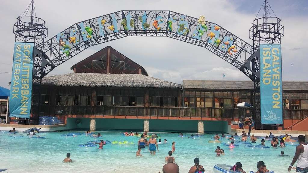 Schlitterbahn Waterpark Galveston | 2026 Lockheed Rd, Galveston, TX 77554, USA | Phone: (409) 770-9283