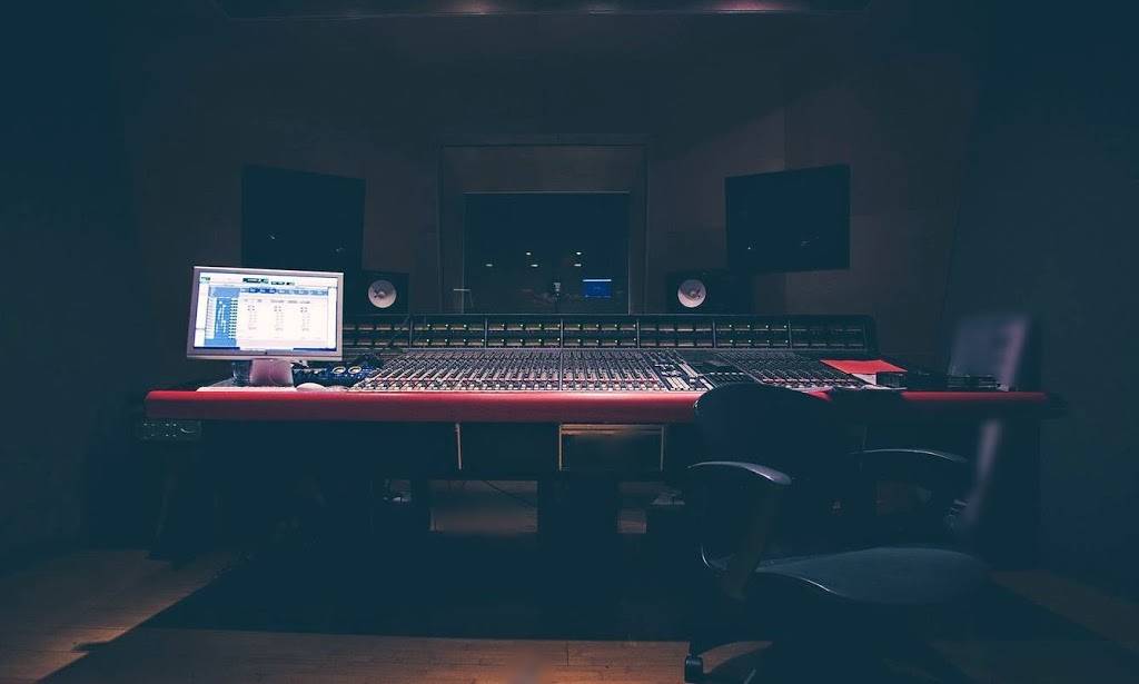 The Grill Recording Studios | 4770 San Pablo Ave, Emeryville, CA 94608, USA | Phone: (510) 228-1000