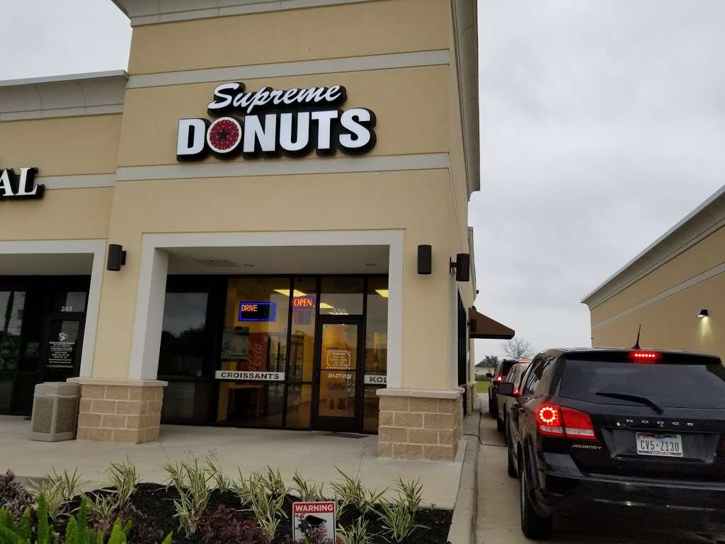 Supreme Donuts | 7039 FM 1464 #250, Richmond, TX 77407, USA | Phone: (281) 277-0124