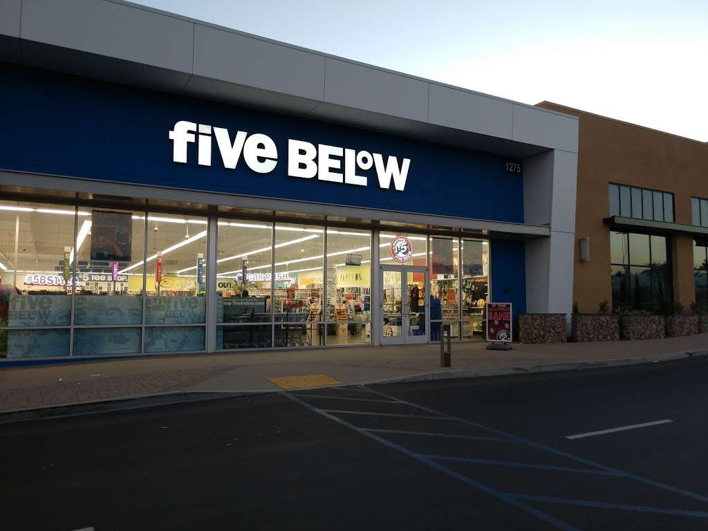 Five Below | 1275 W Renaissance Pkwy, Rialto, CA 92376, USA | Phone: (909) 822-8036