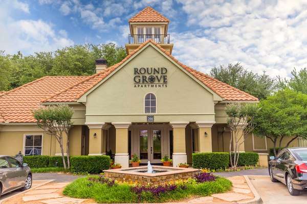 Round Grove | 201 E Round Grove Rd, Lewisville, TX 75067, USA | Phone: (972) 315-6700