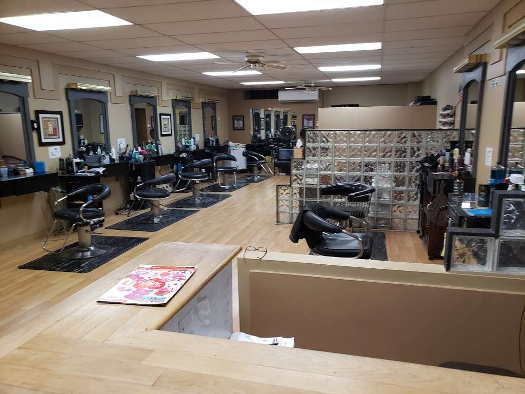 Louis Barber Shop | 502 Kinderkamack Rd, River Edge, NJ 07661, USA | Phone: (201) 342-5718