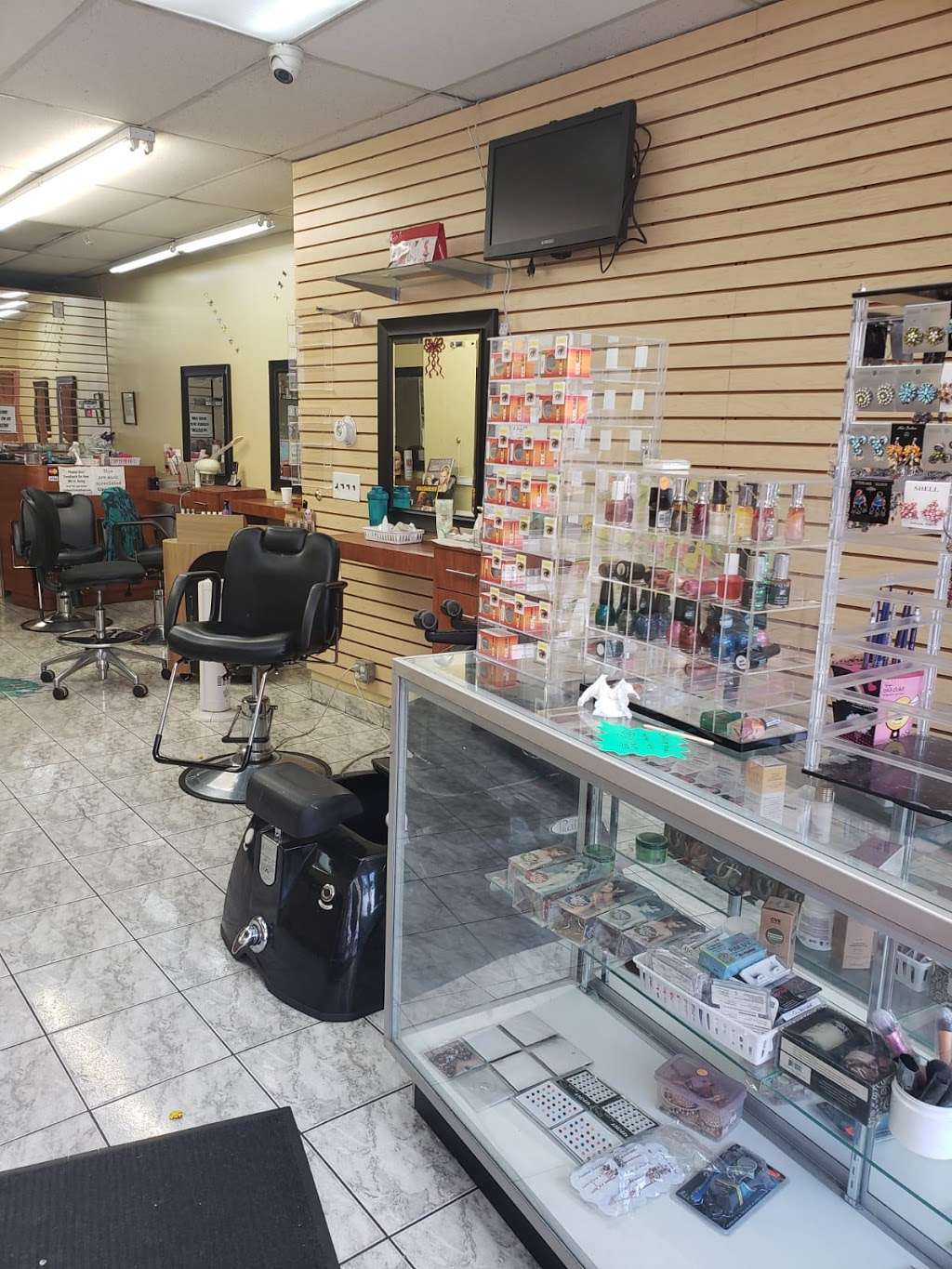 Ghazal Beauty Parlor & Boutique | 13740 Jamaica Ave, Jamaica, NY 11435, USA | Phone: (718) 297-1019