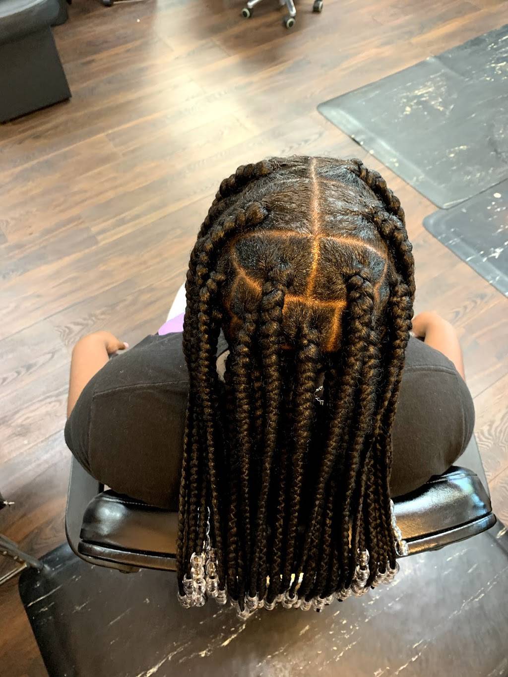 Hair By Kida | 13824 Old Columbia Pike, Silver Spring, MD 20904, USA | Phone: (301) 693-1182