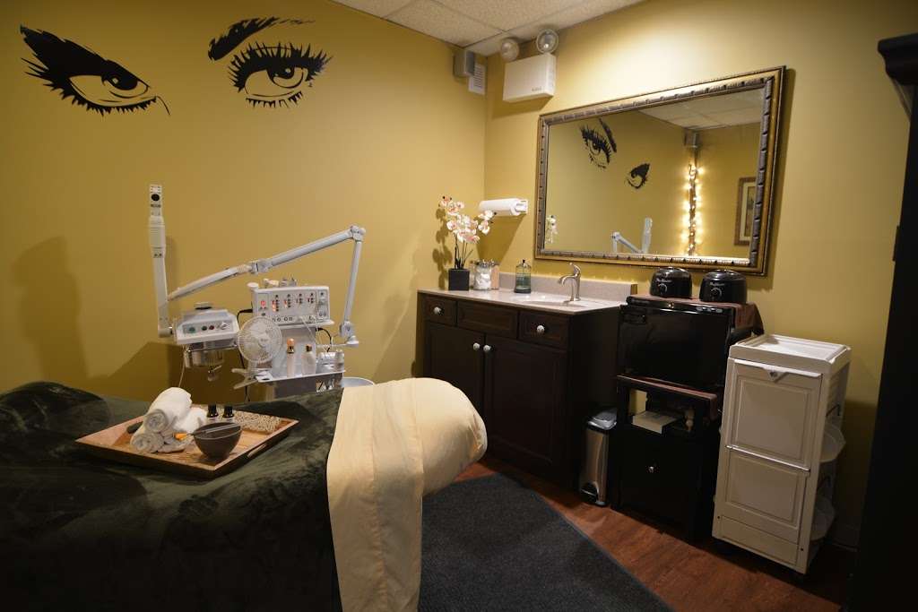 BODY & SOLE REFLEXOLOGY AND SPA (Massage-Facials-Waxing) | 1821 Oregon Pike Suites B-C, Lancaster, PA 17601, USA | Phone: (717) 201-7616