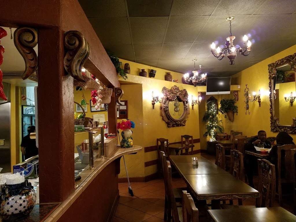 Favelas Mexican Grill | 3334 N Texas St B, Fairfield, CA 94533 | Phone: (707) 428-1496