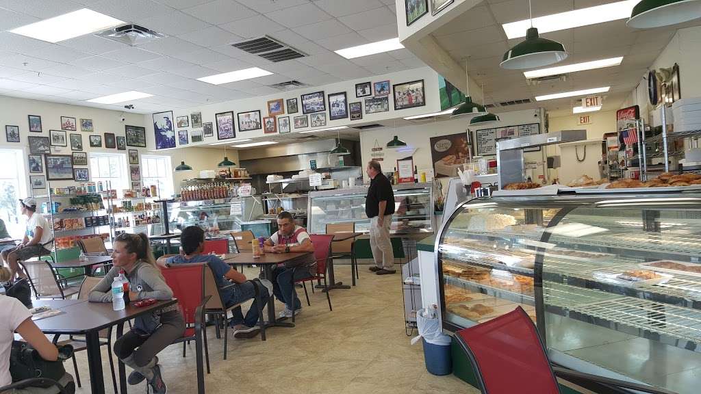 Cilantros Gourmet Deli | 3975 Isles View Dr # 101, Wellington, FL 33414 | Phone: (561) 296-6500