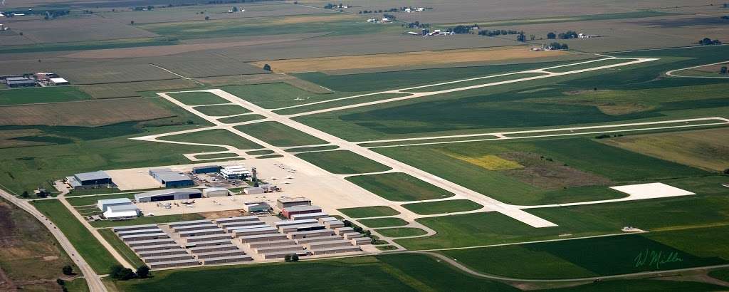 Aurora Municipal Airport (KARR) | 43W636 US 30, Sugar Grove, IL 60554, USA | Phone: (630) 256-3120