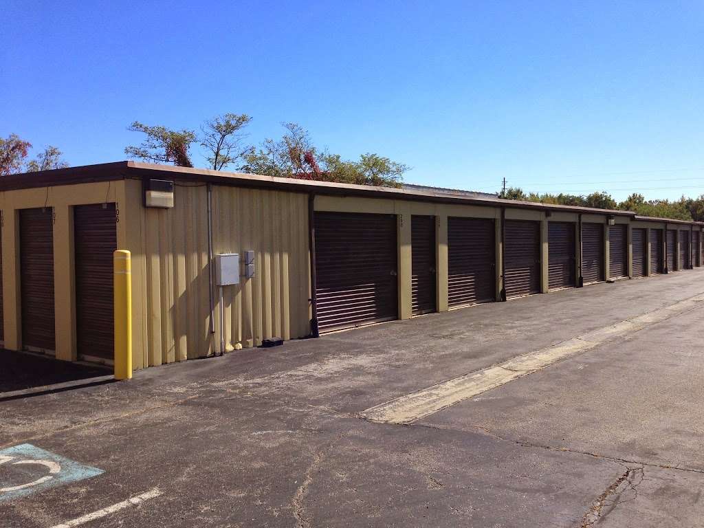 Associates Secure Self-Storage | 2790 Old Washington Rd, Waldorf, MD 20601, USA | Phone: (301) 843-5040