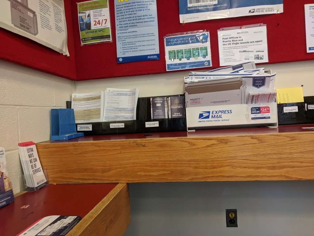 United States Postal Service | 23 Backus Ave, Danbury, CT 06810 | Phone: (800) 275-8777